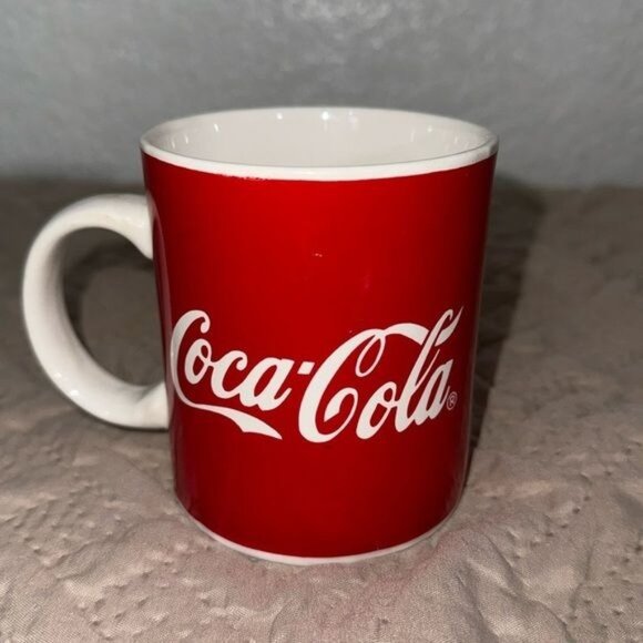 Vintage Coca-Cola Red & White Ceramic Mug By Gibson Set of 3 - Picture 4 of 10